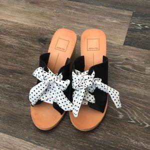 Like Nee! Dolce Vita Amber Block Heel.